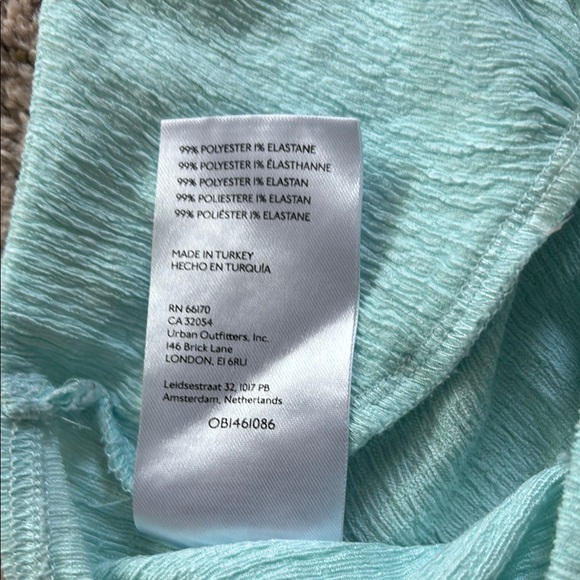 Halter Top - Picture 5 of 5